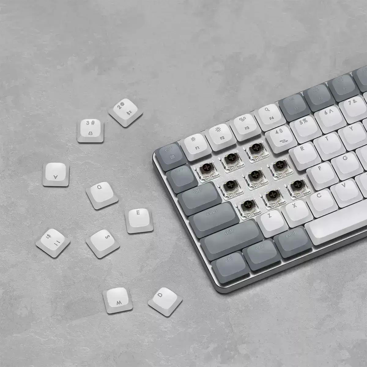 slim-mechanical-backlit-bluetooth-keyboard-2
