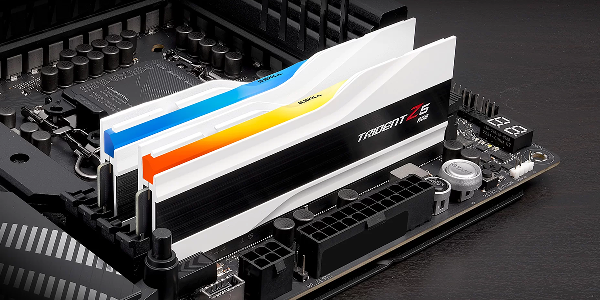 Оперативна пам'ять G.Skill Trident Z5 RGB DDR5 32GB 2×16GB 6000 MHz CL30 (F5-6000J3040F16GX2-TZ5RK)