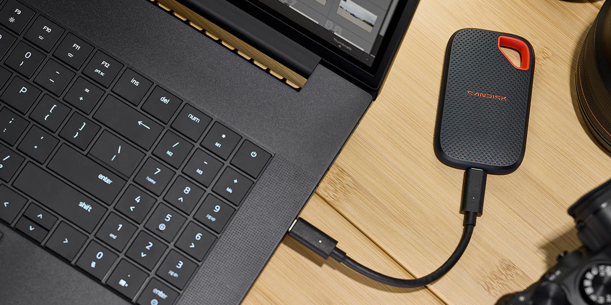 Зовнішній SSD накопичувач SanDisk Extreme Portable V3 500GB (SDSSDE70-500G-G25)