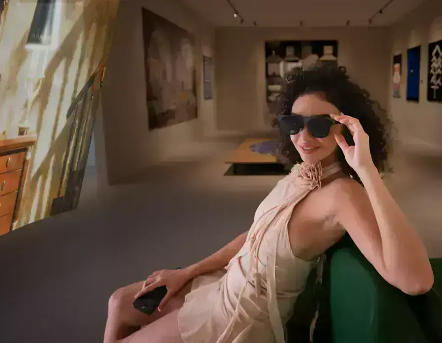 AR-очки XREAL One с функцией 3DoF в использовании