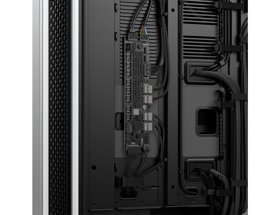 Системний блок Alienware Area-51 Gaming Desktop AAT2250 Intel Core Ultra 9 285K/32GB/2TB/GeForce RTX 5080 16GB (AWAAT2250-9086SLV-PDE)