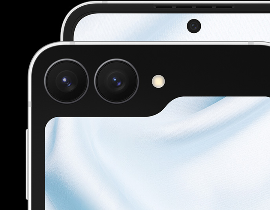 Ночное фото, сделанное на Galaxy Flip7 FE в условиях слабого освещения