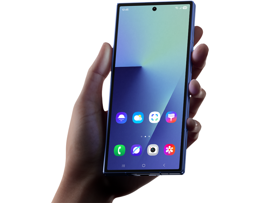 Открытый Galaxy Fold7 с большим основным дисплеем