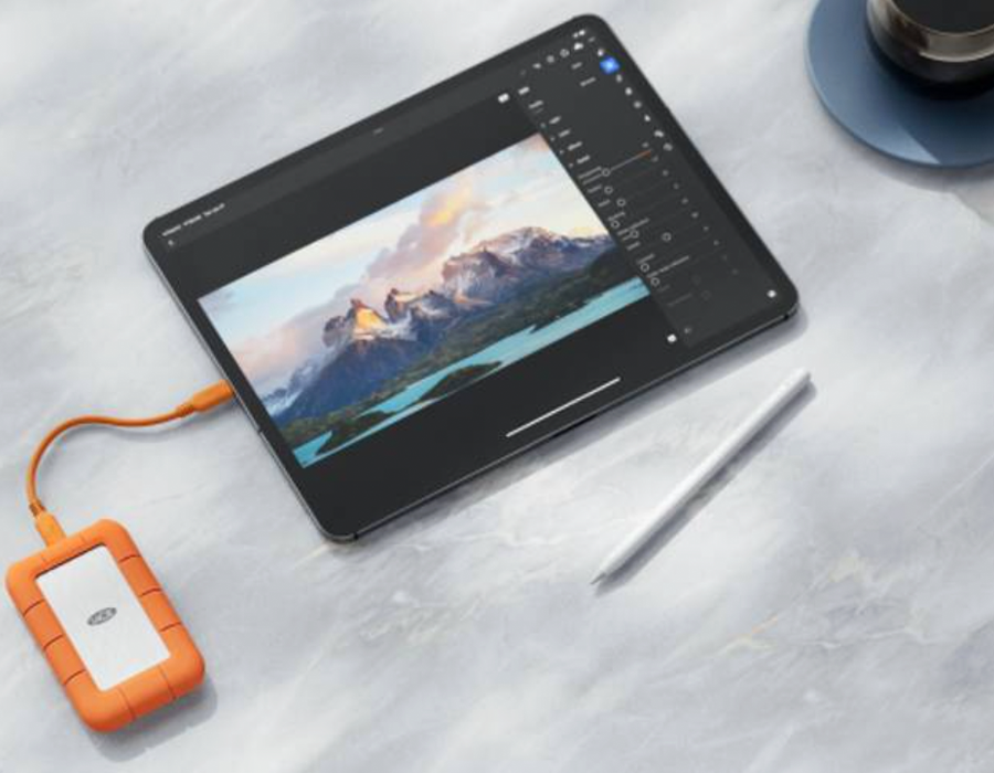 Зовнішній SSD накопичувач LaCie Rugged SSD4 2TB - Orange (STND2000400)
