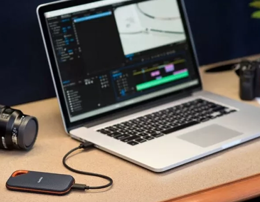 SanDisk Extreme PRO Portable SSD V2 – вигляд накопичувача під час роботи