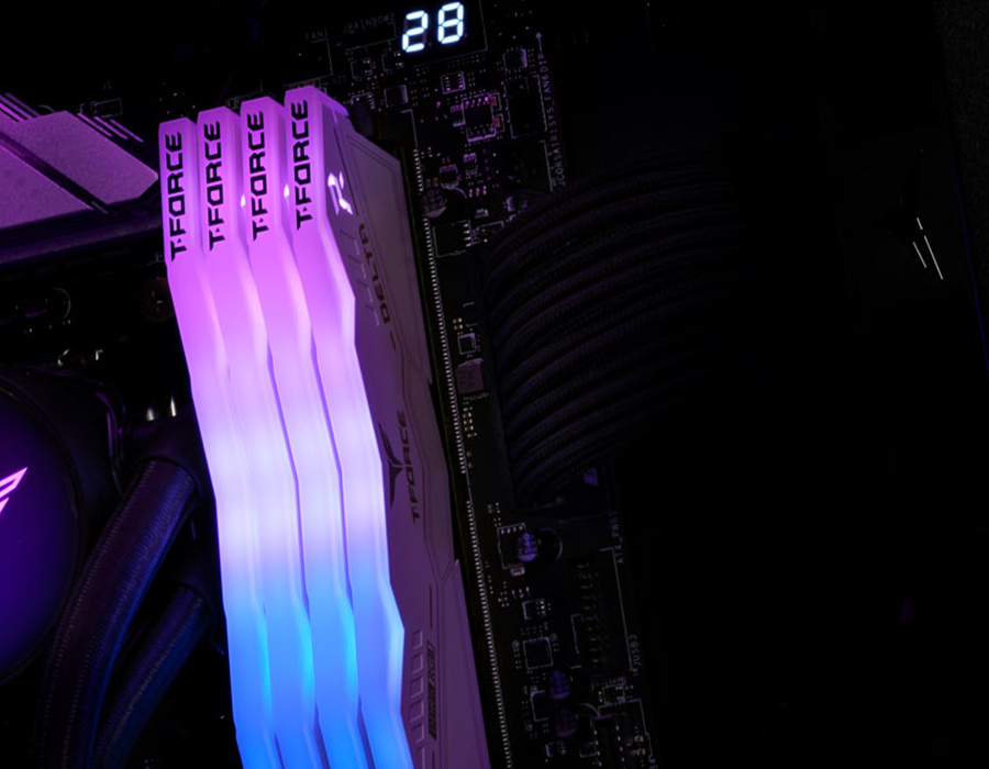 Оперативная память TEAMGROUP T-Force Delta RGB DDR5 32GB 2×16GB 6000 MHz CL38 (FF4D532G6000HC38ADC01)