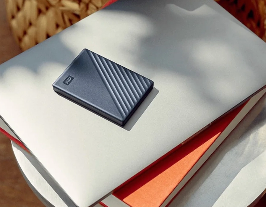 Программное обеспечение Acronis True Image для резервного копирования и защиты SSD WD My Passport