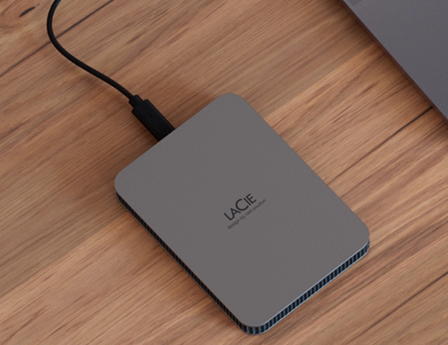 HDD LaCie Mobile Drive Secure на столе, вид сверху