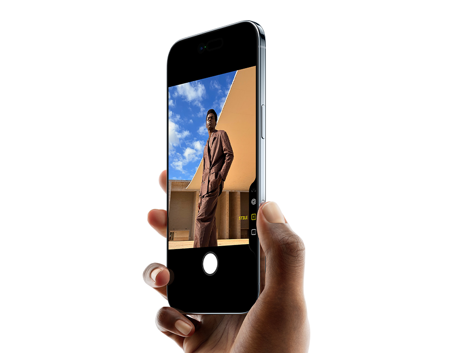 iPhone Air крупний план елементів керування камерою