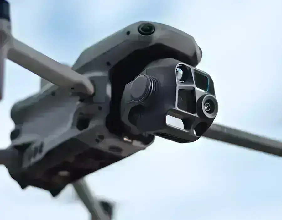 Улучшенный средний телефото объектив для инспекций квадрокоптера DJI Matrice 4