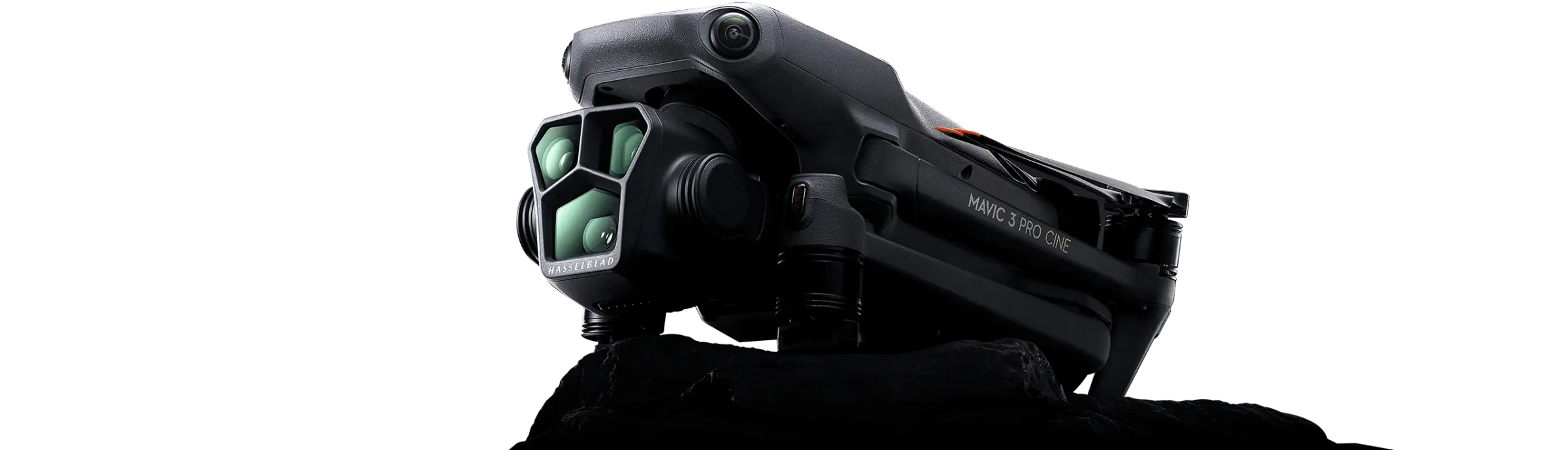 kvadrokopter-dji-mavic-3-pro-dji-rc-2