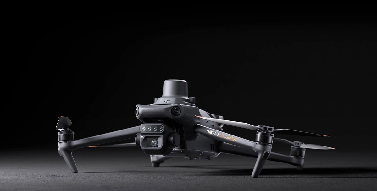 Внешний вид квадрокоптера DJI Mavic 3M с мультиспектральной камерой