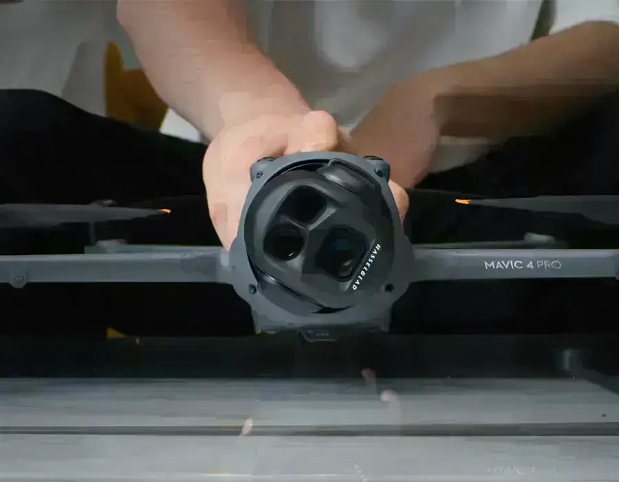DJI Mavic 4 Pro — стабілізатор Infinity Gimbal з поворотом на 360 градусів