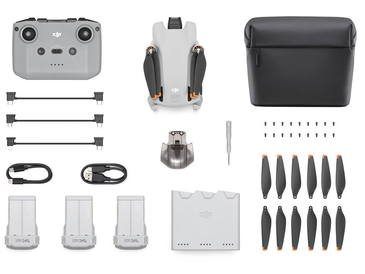 Квадрокоптер DJI Mini 3 with RC-N1 Remote Fly More Combo (CP.MA.00000610.01)