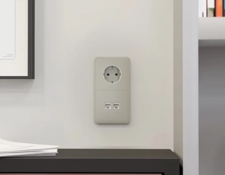 Ajax Outlet (LAN) вбудована в стіну