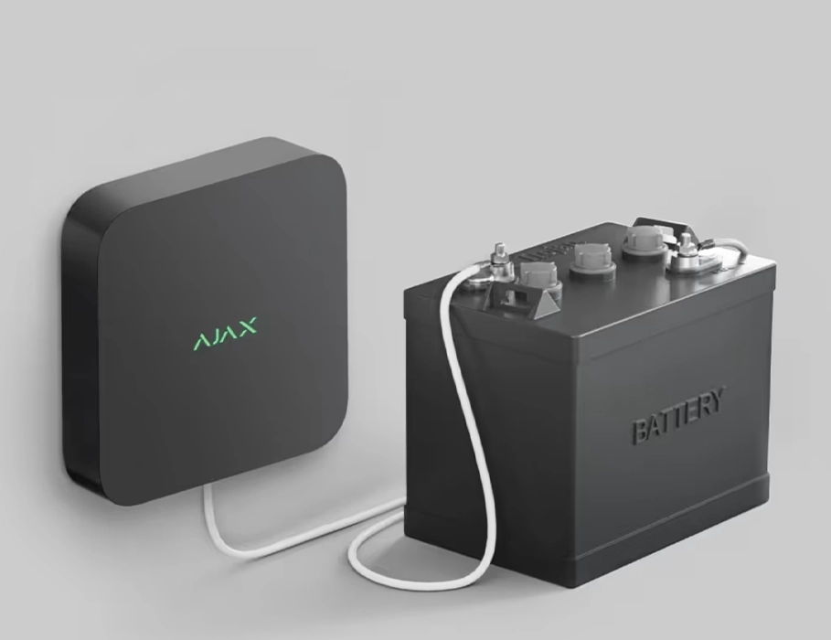 Плата живлення Ajax 12V PSU, встановлена всередині NVR