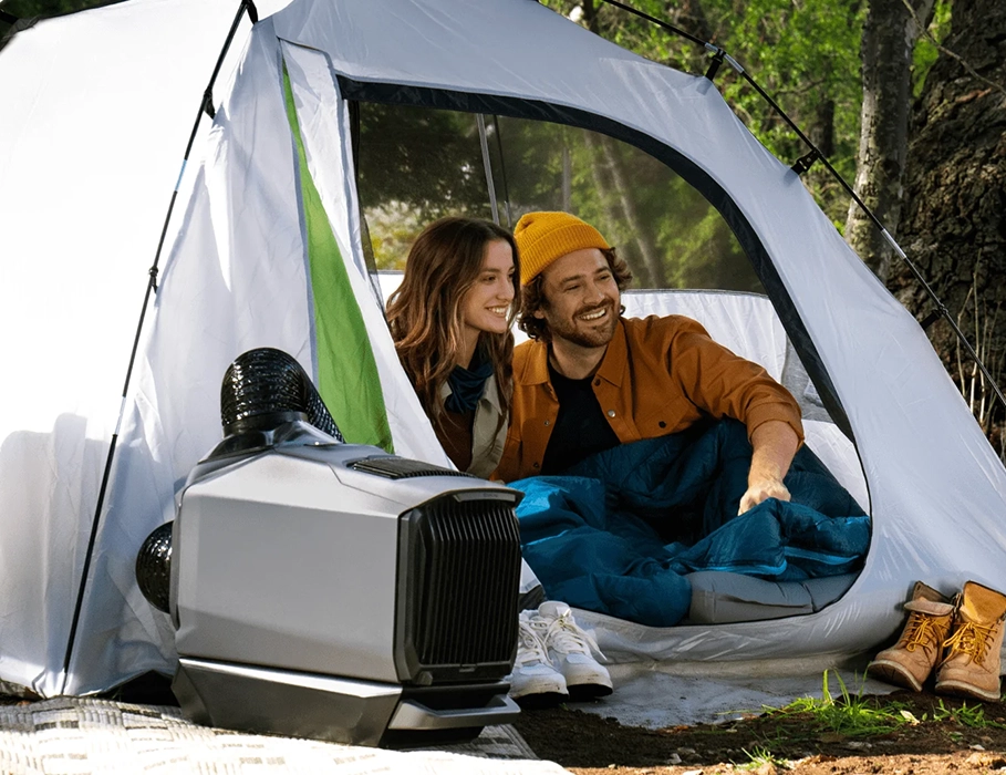 Внешний вид дополнительной батареи EcoFlow WAVE 3 с USB-портами и индикаторами