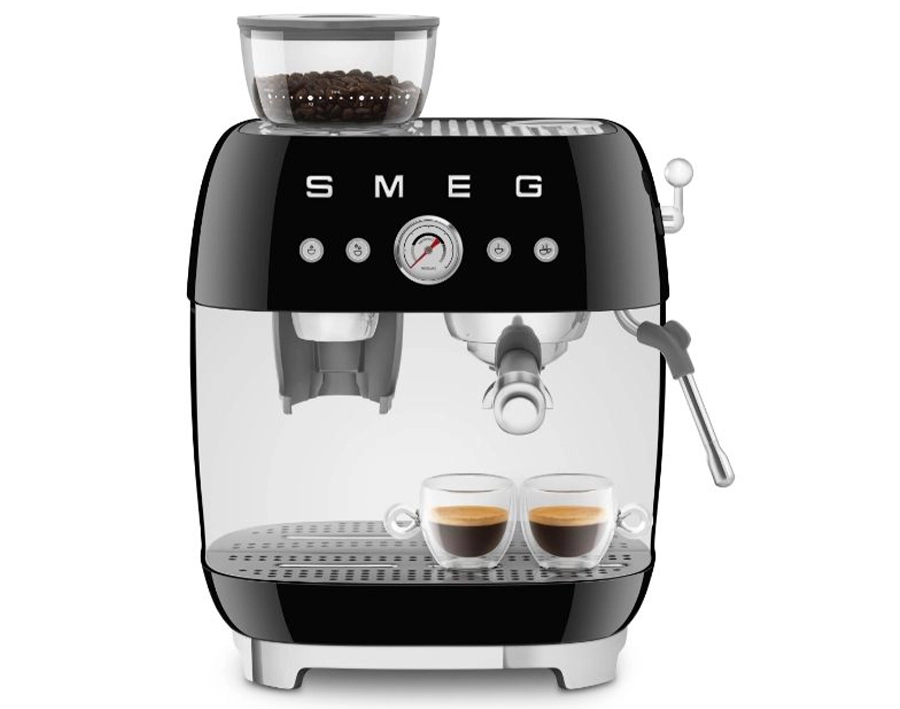 Кофеварка SMEG EGF03 с комплектом профессиональных аксессуаров