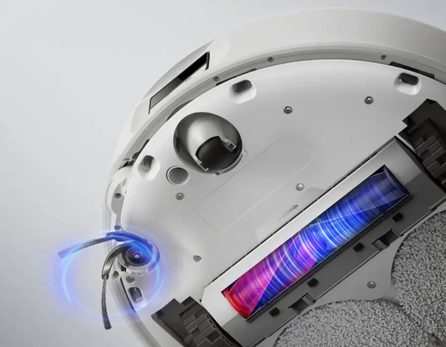 Иллюстрация работы основной щетки DuoDivide и боковой щетки FlexiArm Arc на пылесосе Roborock Qrevo Edge