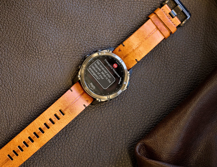 Смарт-часы Garmin D2 Mach 2 Pro 51 mm AMOLED - Carbon Gray DLC Titanium with Chestnut Leather Band (010-03199-50)