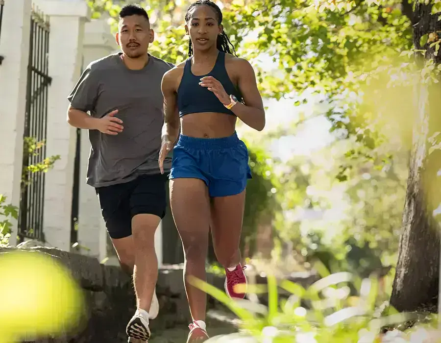 Garmin Forerunner 570 с автономностью до 10 дней
