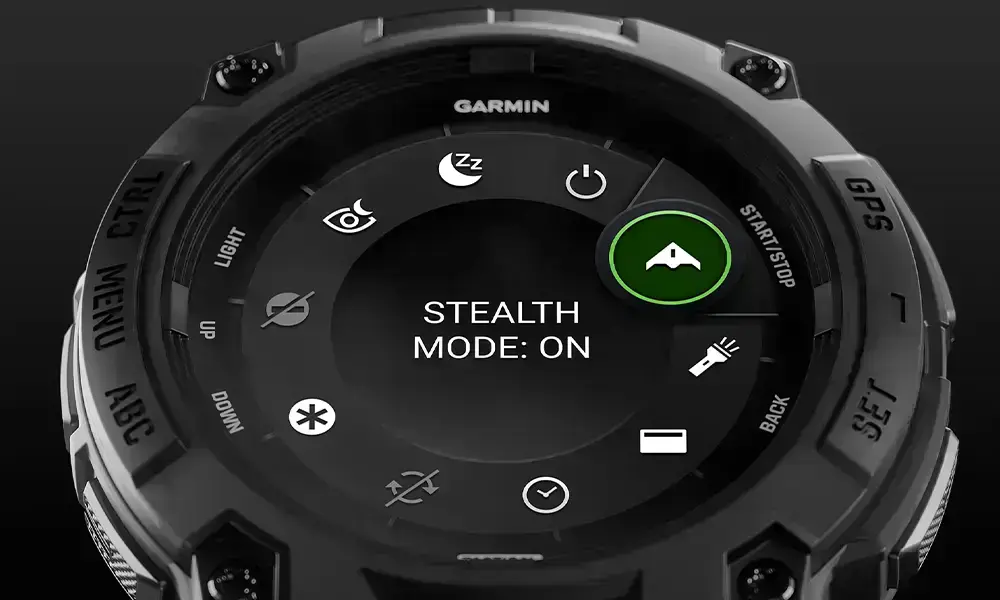 AMOLED дисплей Garmin Instinct 3 Tactical Edition - четкое отображение информации на экране
