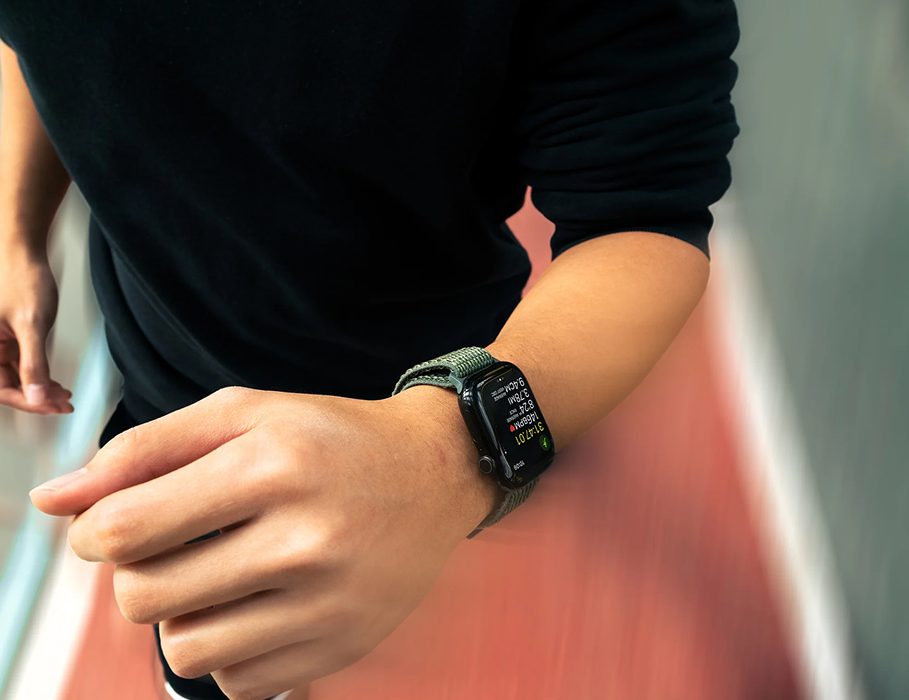 Ремешок Native Union Active Sport Loop Band for Apple Watch 40/41/42mm - Black (ACTLOOP-AW-S-BLK)