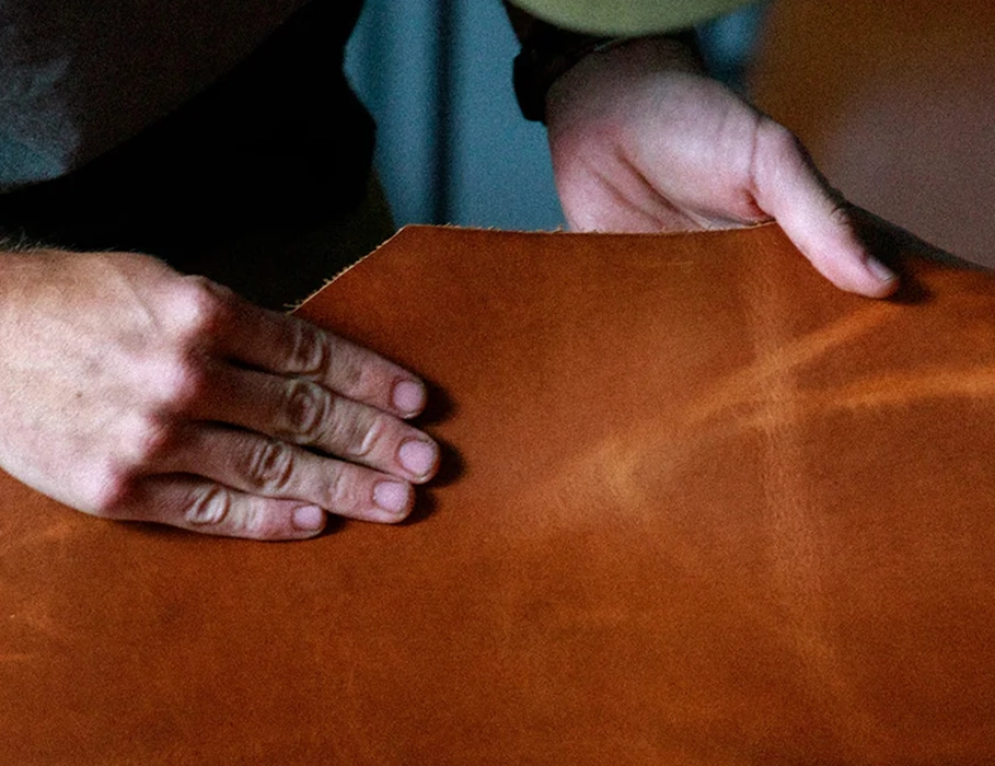 Nomad Modern Band – текстура и натуральные оттенки кожи Horween