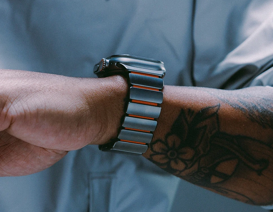 Ремінець Nomad Stratos Band Black Hardware для Apple Watch 46mm/49mm - Ultra Orange (NM011116858)