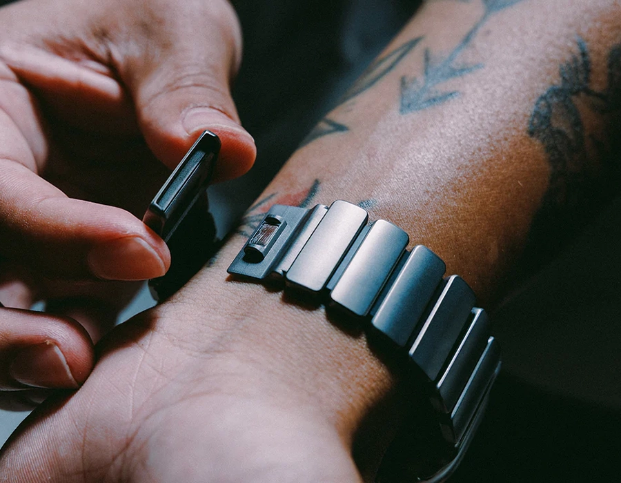 Ремінець Nomad Stratos Band Black Hardware для Apple Watch 46mm/49mm - Ultra Orange (NM011116858)