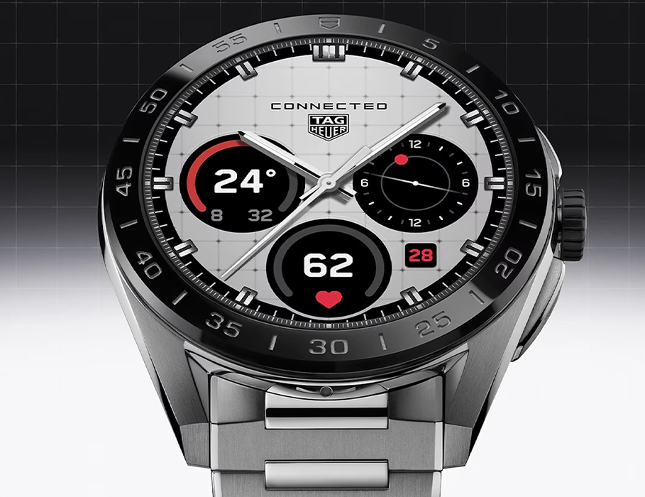 Смарт-часы TAG Heuer Connected Calibre E5 - 45 mm Steel Case with Silver Steel Bracelet (SBT8A10.BA0003)