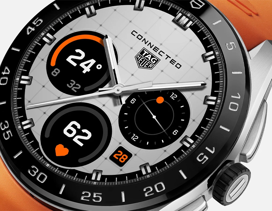 Смарт-часы TAG Heuer Connected Calibre E5 - 40 mm Steel Case with Orange Rubber Strap (SBT8010.BT0020)