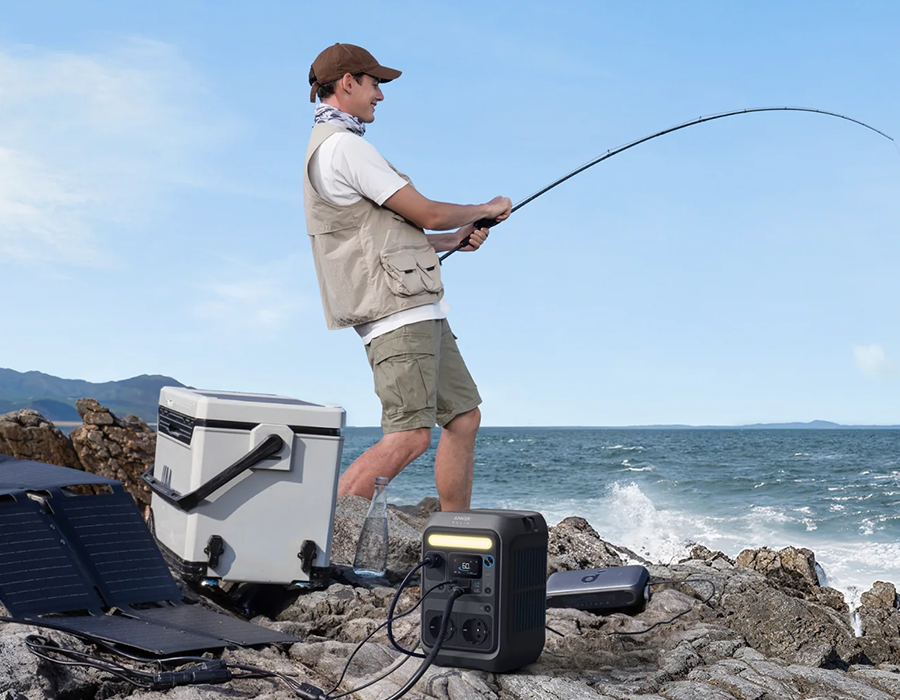 Портативная зарядная станция с ремешком Anker SOLIX C300X 288Wh 300W (A1723311)