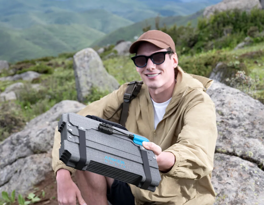 Портативна сонячна панель Anker SOLIX PS100X Solar Panel 100W (A24353A1)