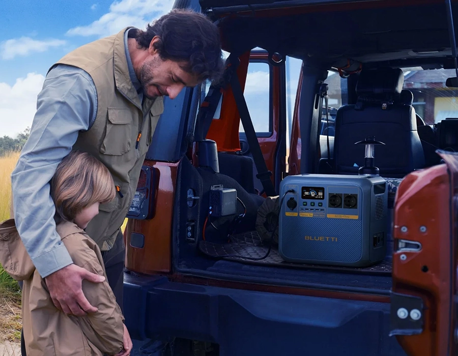 Зарядка BLUETTI Pioneer Na від автомобіля