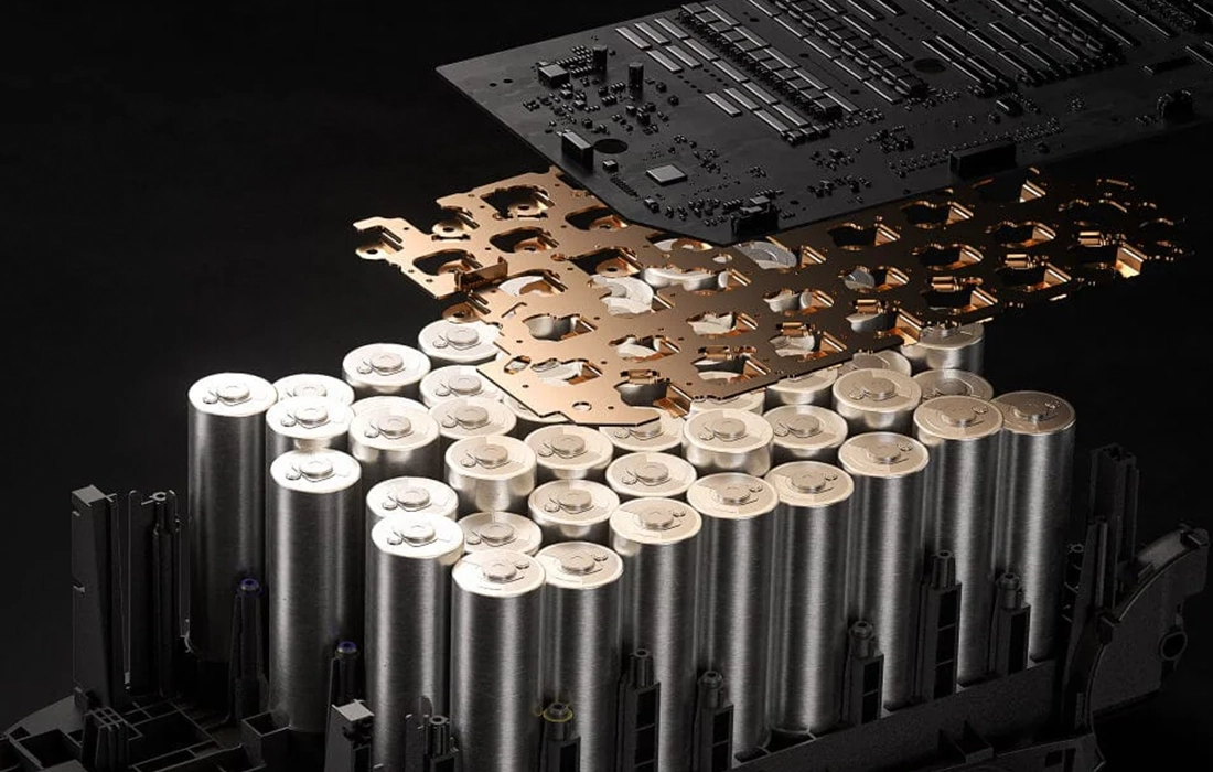 Портативная зарядная станция EcoFlow DELTA 3 Max Plus 2048Wh 6000W (EFD3MP-EU-CBOX)