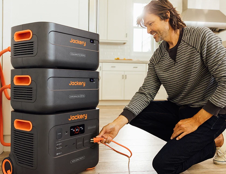 Портативна зарядна станція Jackery Explorer 2000 Plus | 2042.8Wh 3000W (21-0001-000037)