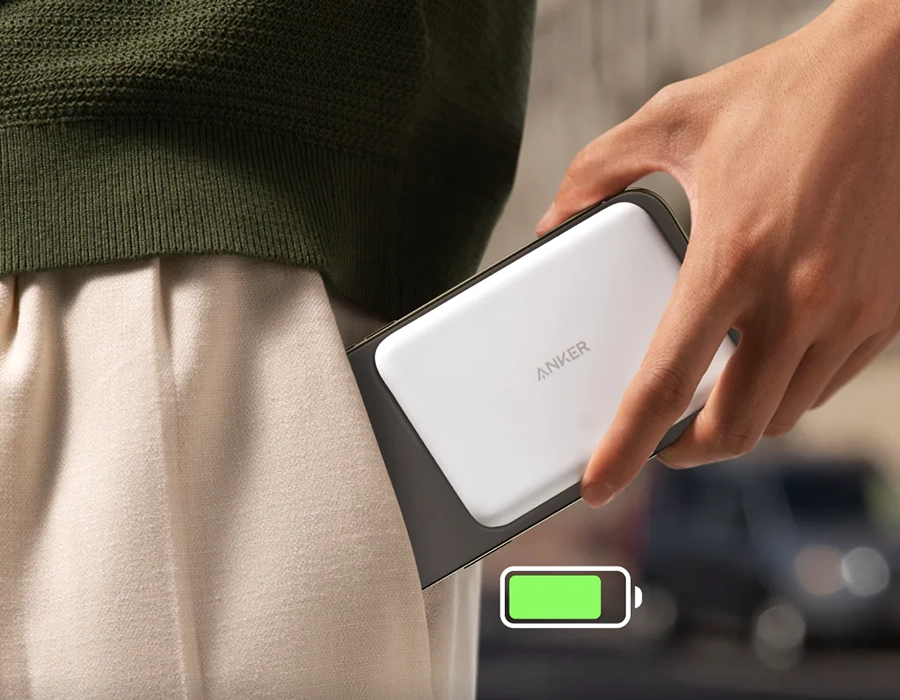 Легкий і тонкий Anker Nano Power Bank у кишені