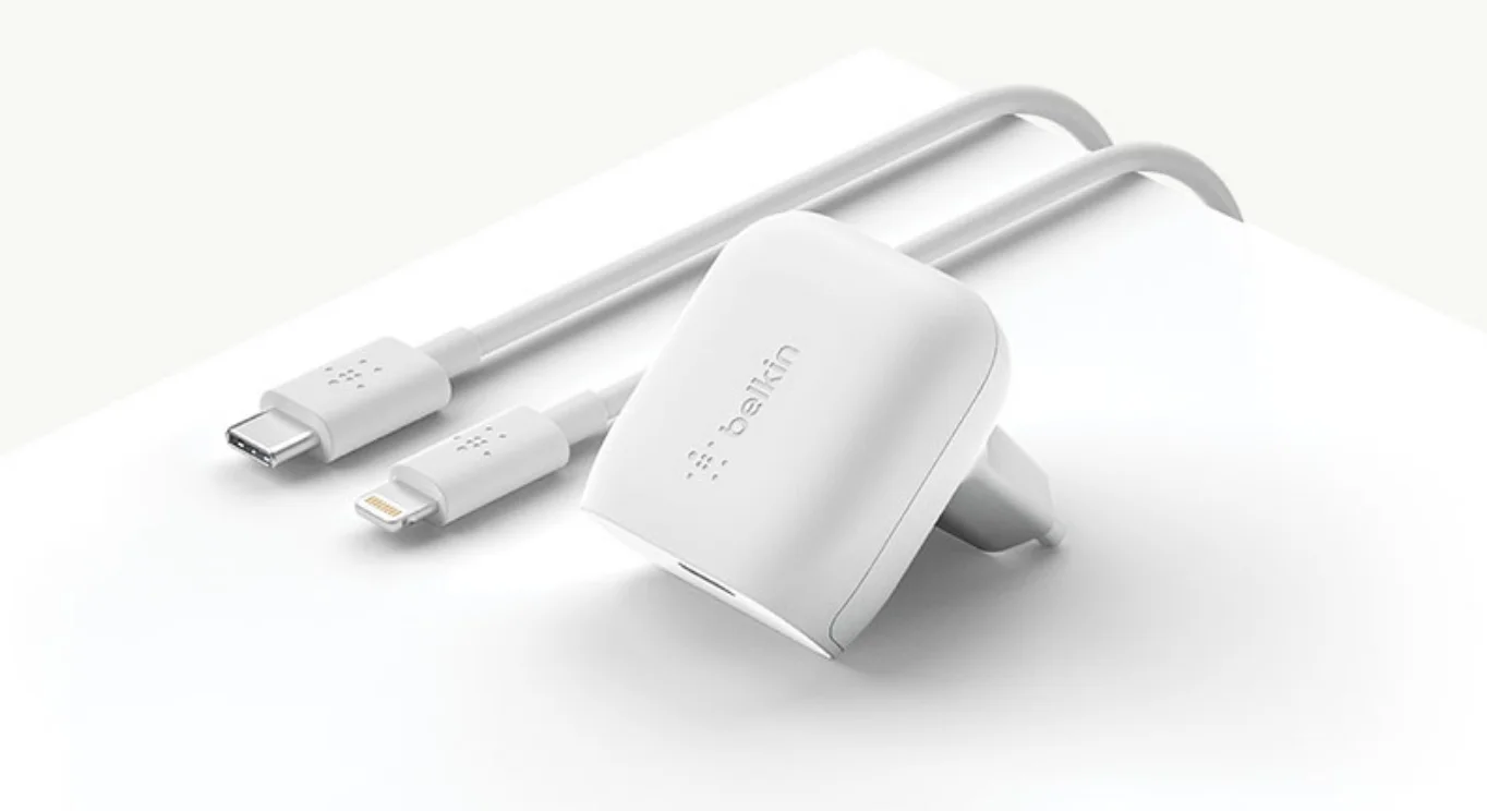 Мережевий зарядний пристрій Belkin BoostCharge Home Charger Type-C 20W PD White (WCA003VFWH)
