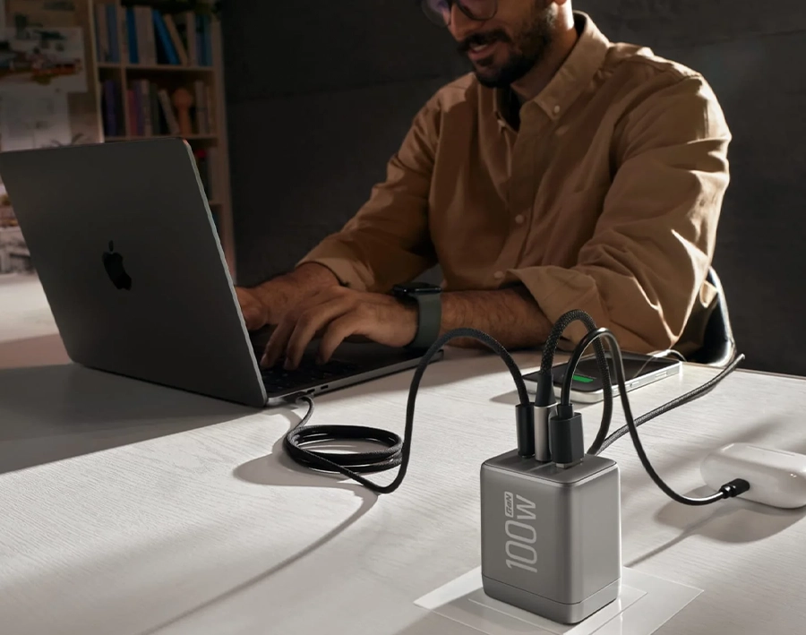 Зарядний пристрій EcoFlow RAPID Pro Charger [100W, 3 Ports, GaN] (EFA-100W-GAN-CHARGER-EU)