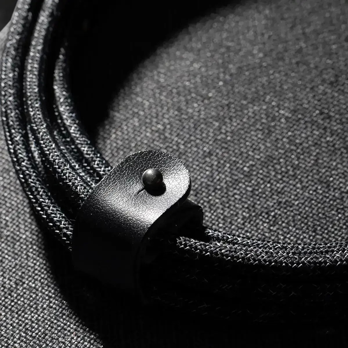 native-union-belt-cable-usb-a-to-usb-c-cosmos-black-1