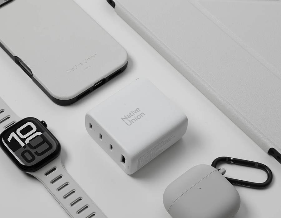 Мережевий зарядний пристрій Native Union Fast GaN Charger PD 100W - White (FAST-PD100-WHT-EU)