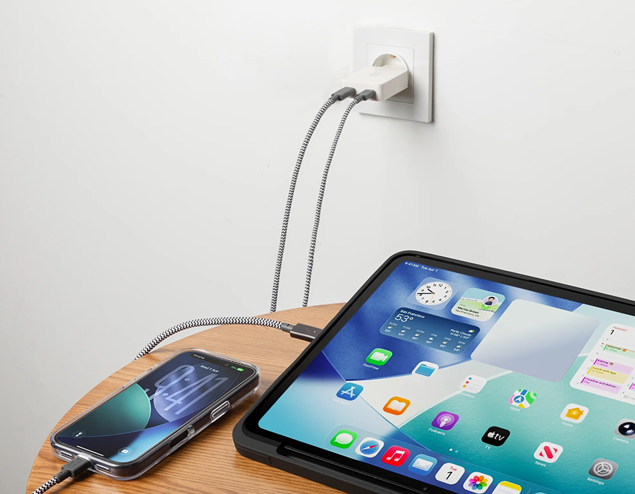 Зарядний пристрій Native Union Pocket GaN Charger PD 65W Dual USB-C - White (POCK-PD65-WHT-EU)