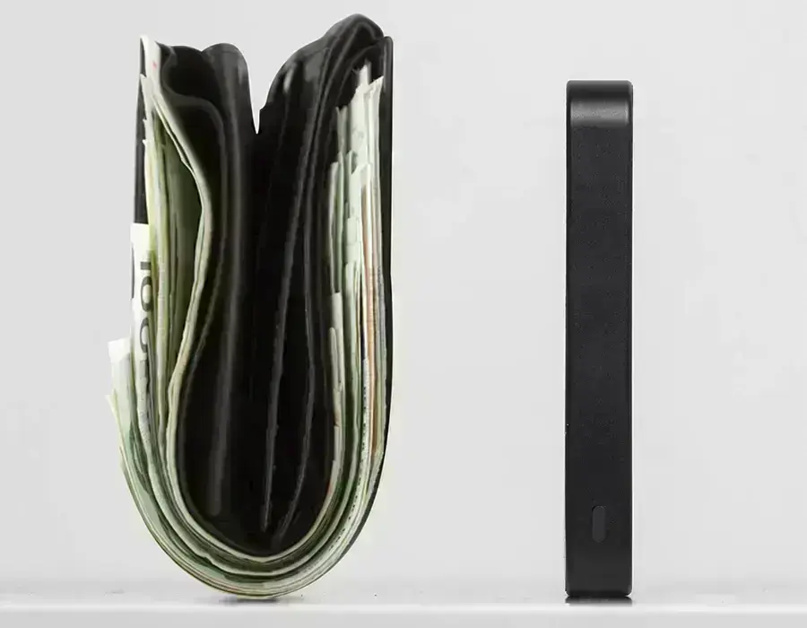 Power Bank (Re)Classic 10000mAh на білому фоні, зображення з різного ракурсу