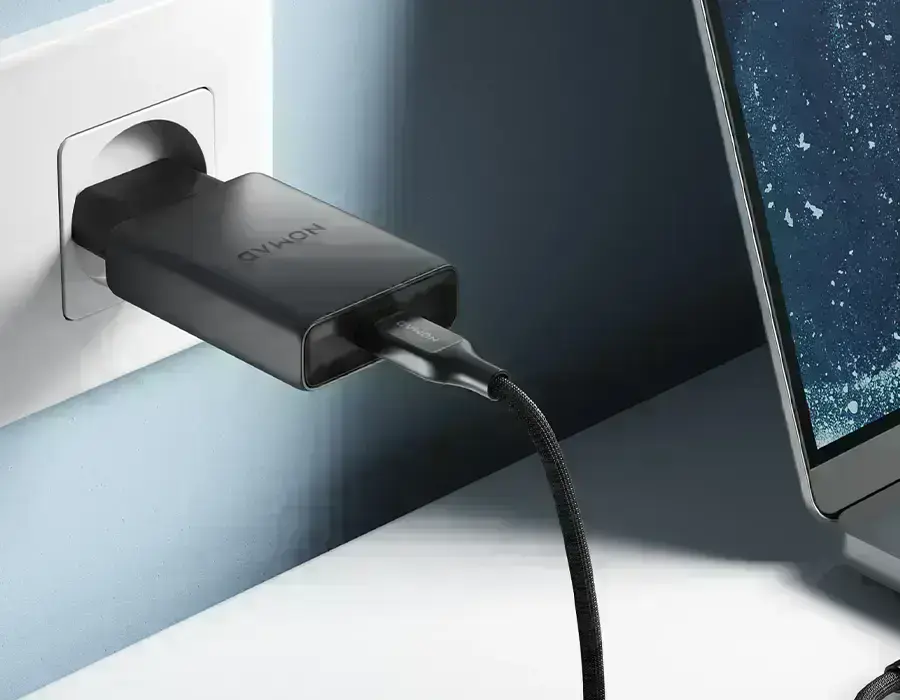 Внутренние компоненты и технология GaN в адаптере Nomad 40W EU