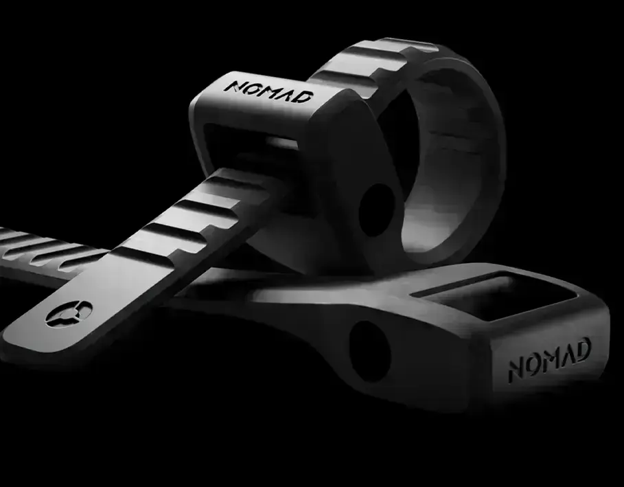 Кабельная стяжка из жидкого силикона на кабеле Nomad USB-C Kevlar Cable