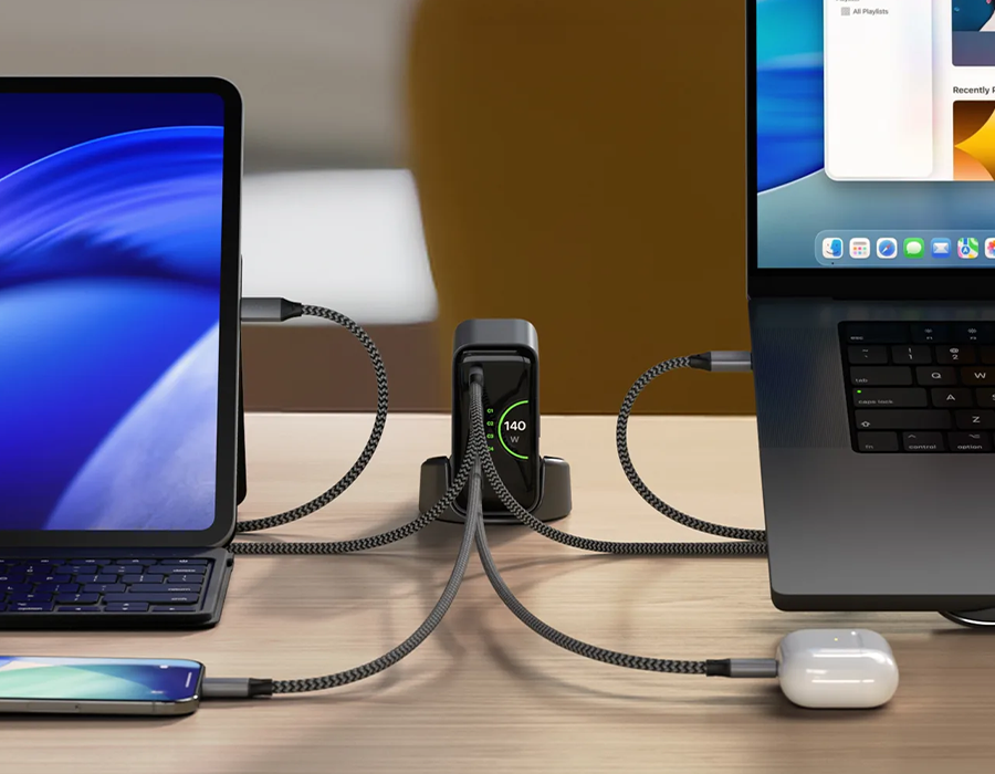Зарядний пристрій Satechi ChargeView 140W Desktop Charger (ST-C4CV140C-EU)
