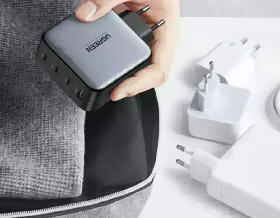 UGREEN CD226 Nexode 100W - компактный и портативный дизайн