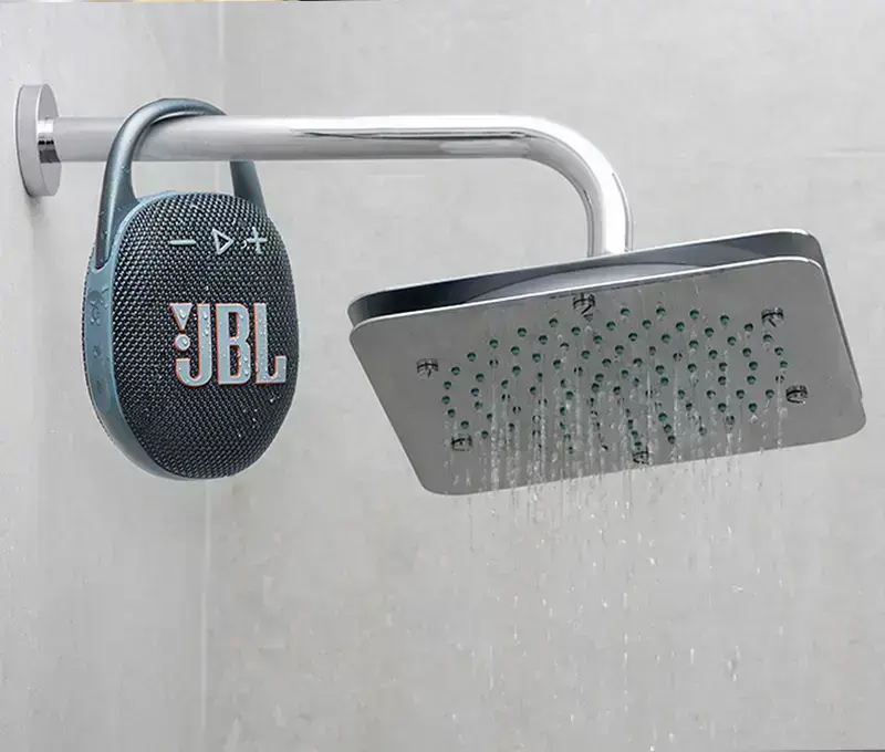 1-jbl-clip-5-2