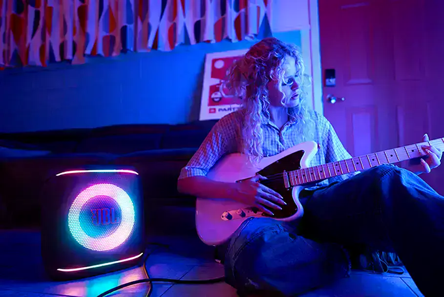 JBL PartyBox Encore 2 с динамичным световым шоу